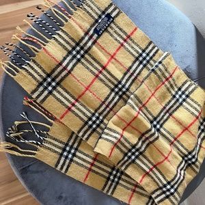 Burberry cashmere scarf